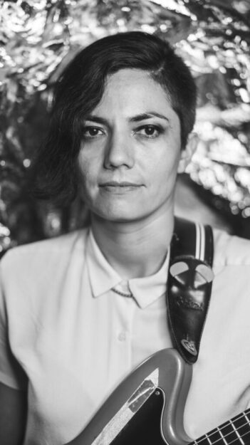 AvaMendoza.b&w AvaMendoza.b&w